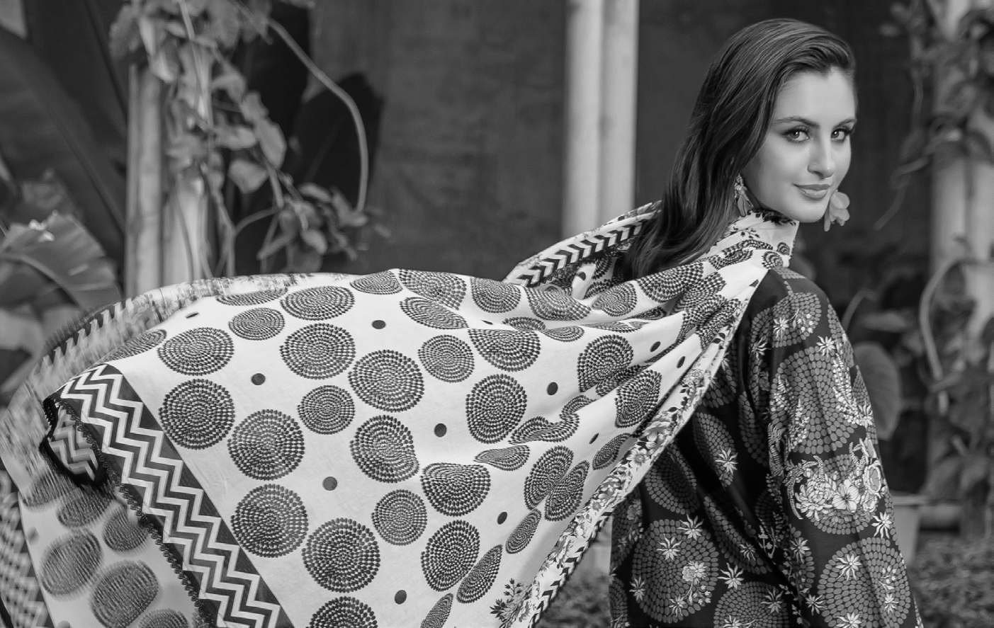 GulAhmed Luxe Petals Printed Lawn Suit