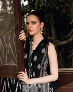 GulAhmed Quiet Bloom Printed Lawn Suit
