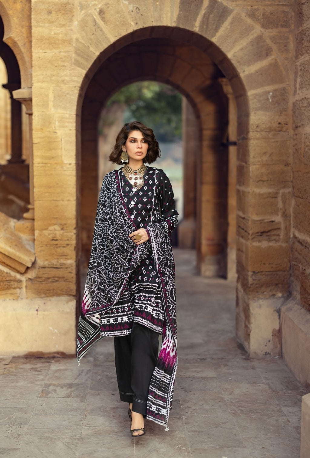 GulAhmed Chunri Printed Lawn 3 Piece Suit