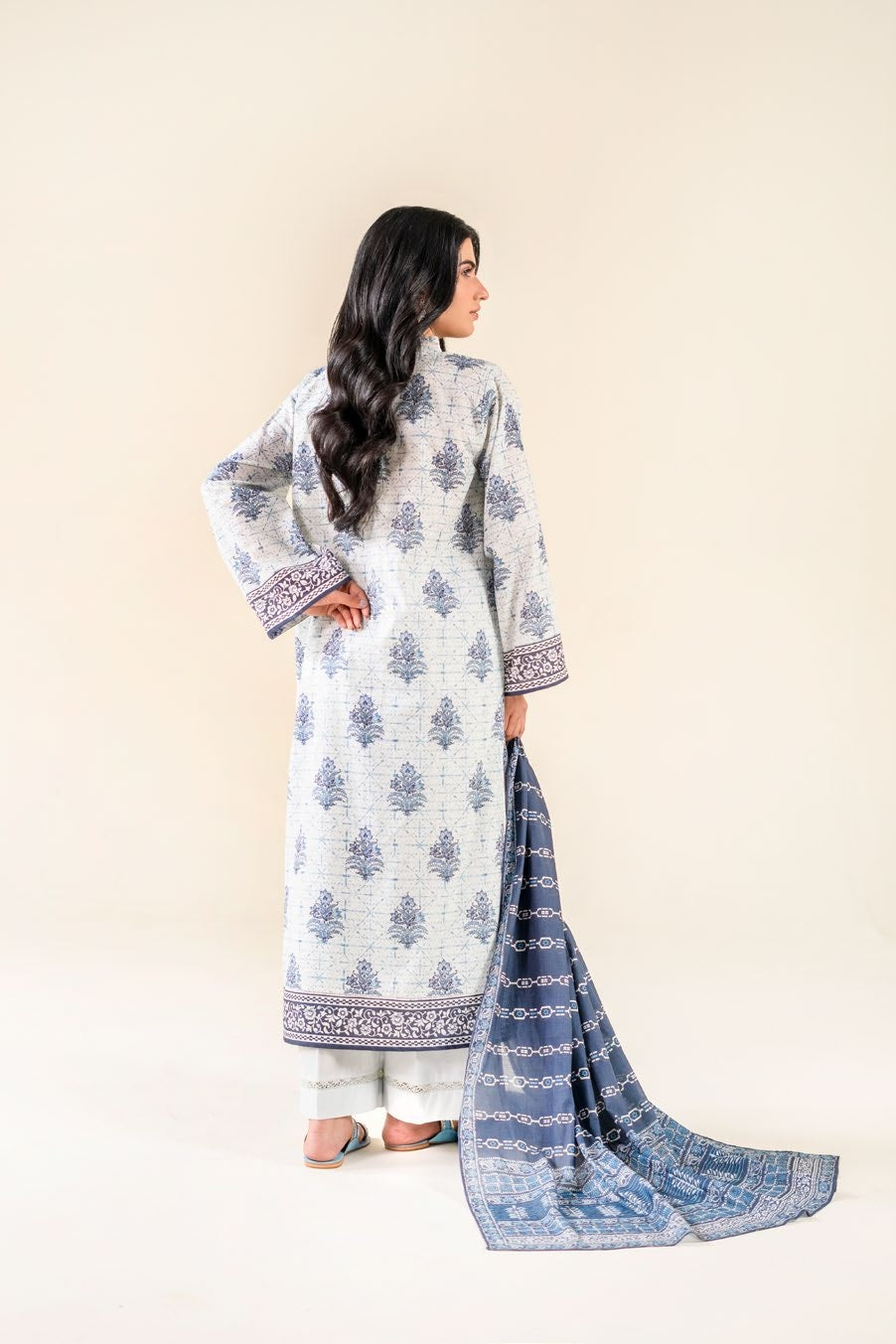 3-piece printed │Noor-e-Subah KHAS Lawn Suit