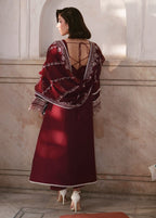 Nilofer Luxury Lawn 26  3 Piece Suit
