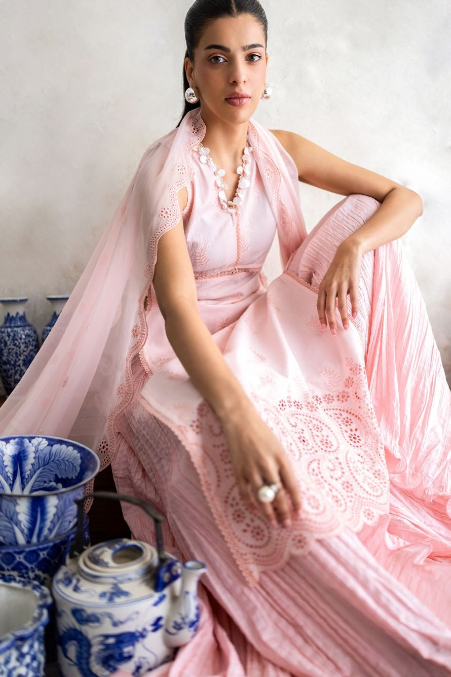 3-piece suit Fancy Embroidered printed │GulAhmed Lawn│Freesia