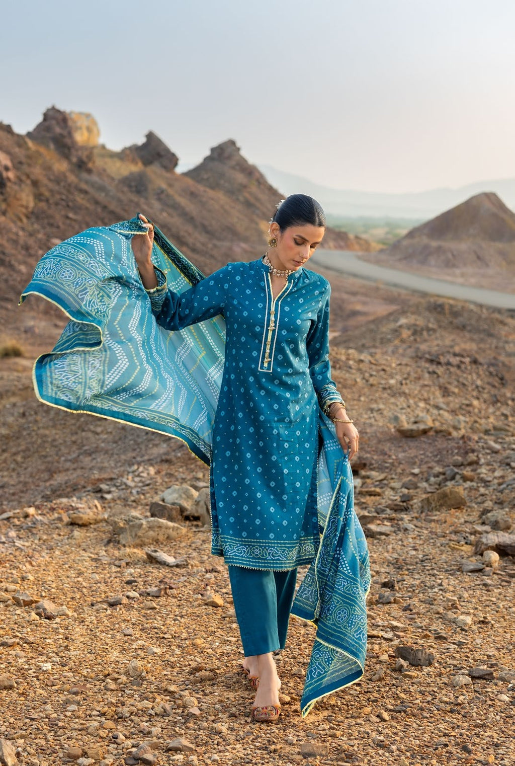 GulAhmed Chunri Printed Lawn 3 Piece Suit