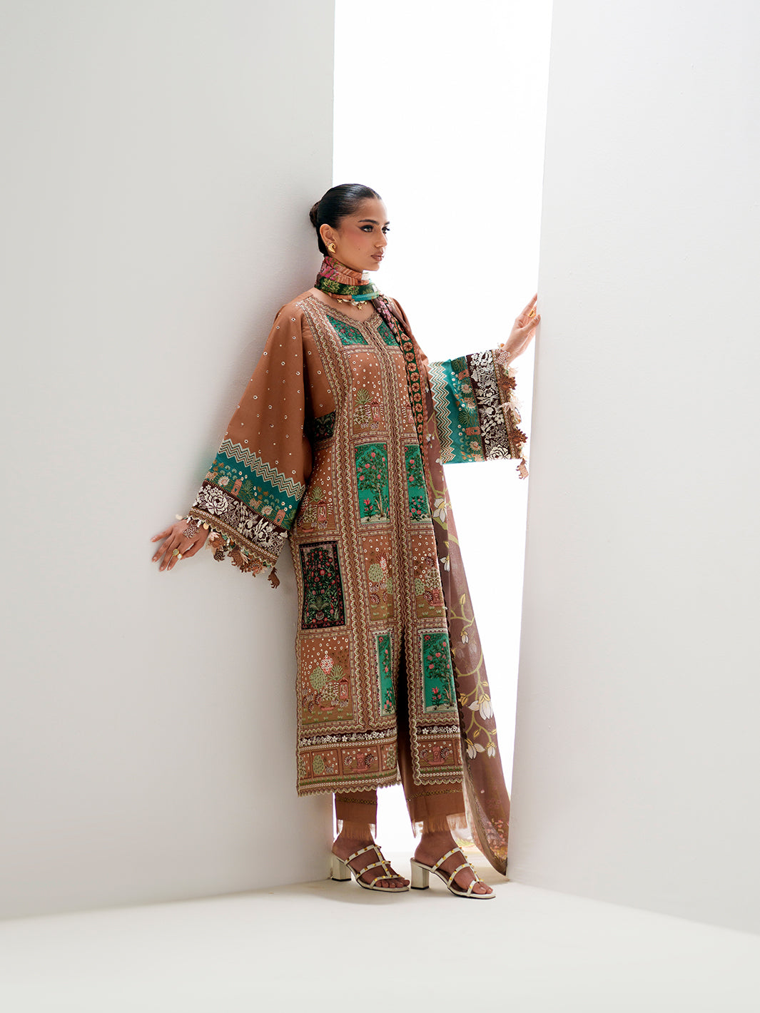 Bin Ilyas Amour Luxury Lawn '26 – 186-B – Unstitched 3 Piece