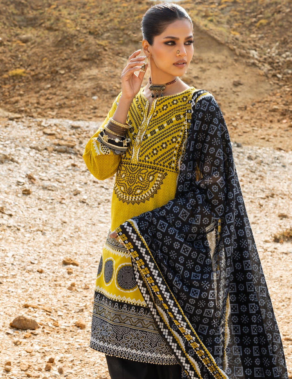 GulAhmed Chunri Printed Lawn 3 Piece Suit