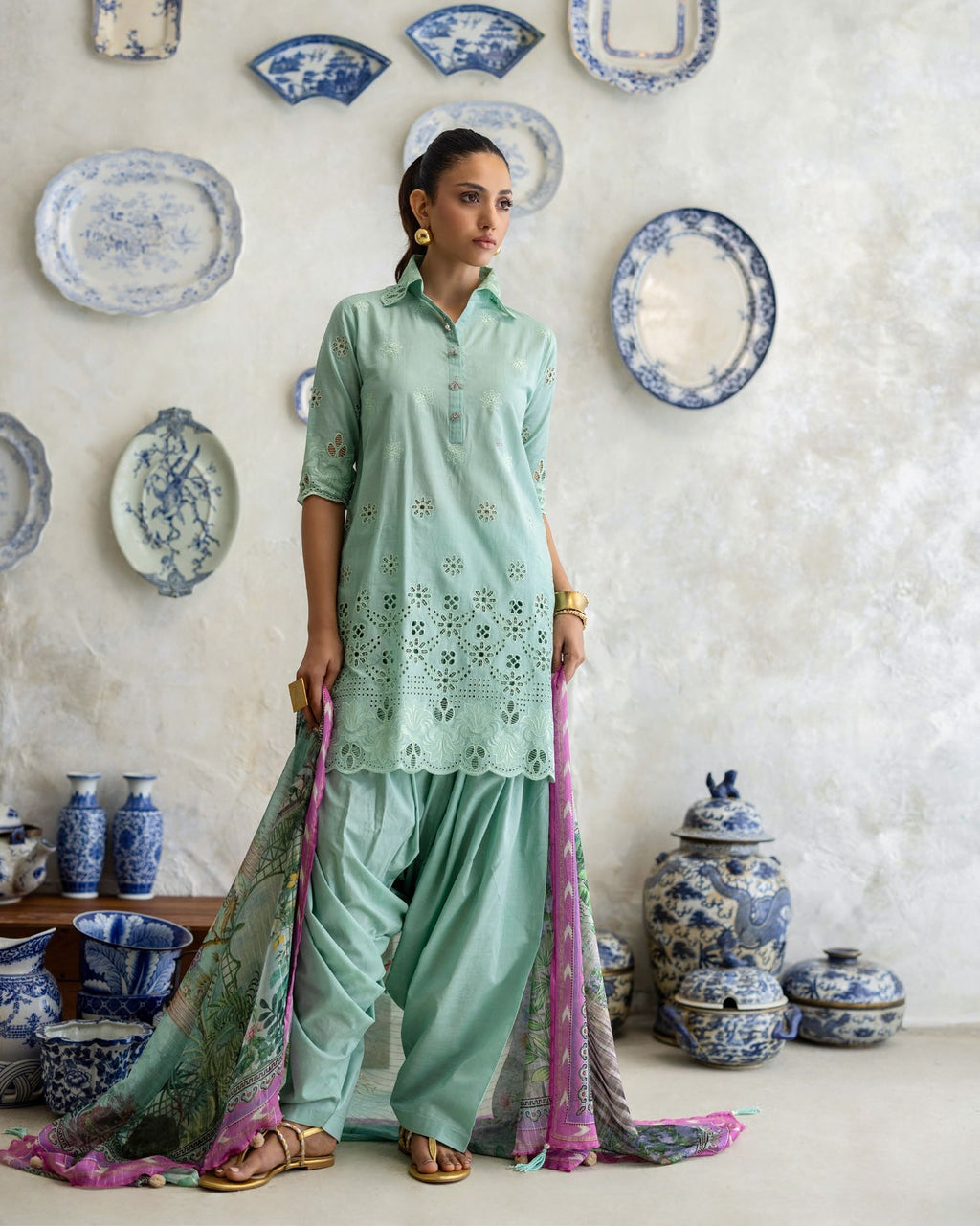 3-piece suit embroidered printed │GulAhmed Lawn│Freesia