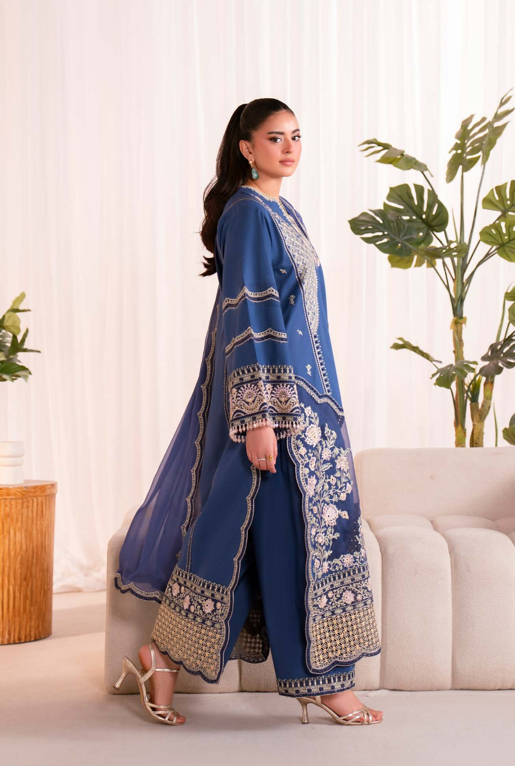 Maryum & Maria unstitched Lawn