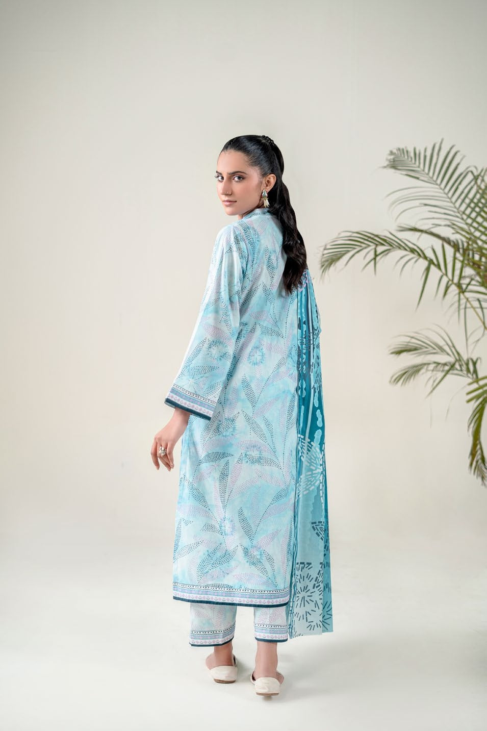 3-piece printed │Noor-e-Subah KHAS Lawn Suit