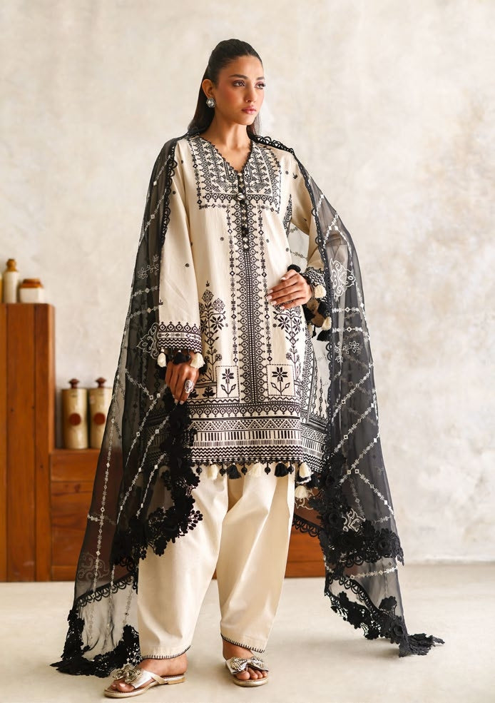 3-piece suit Fancy Embroidered│GulAhmed Lawn│Freesia