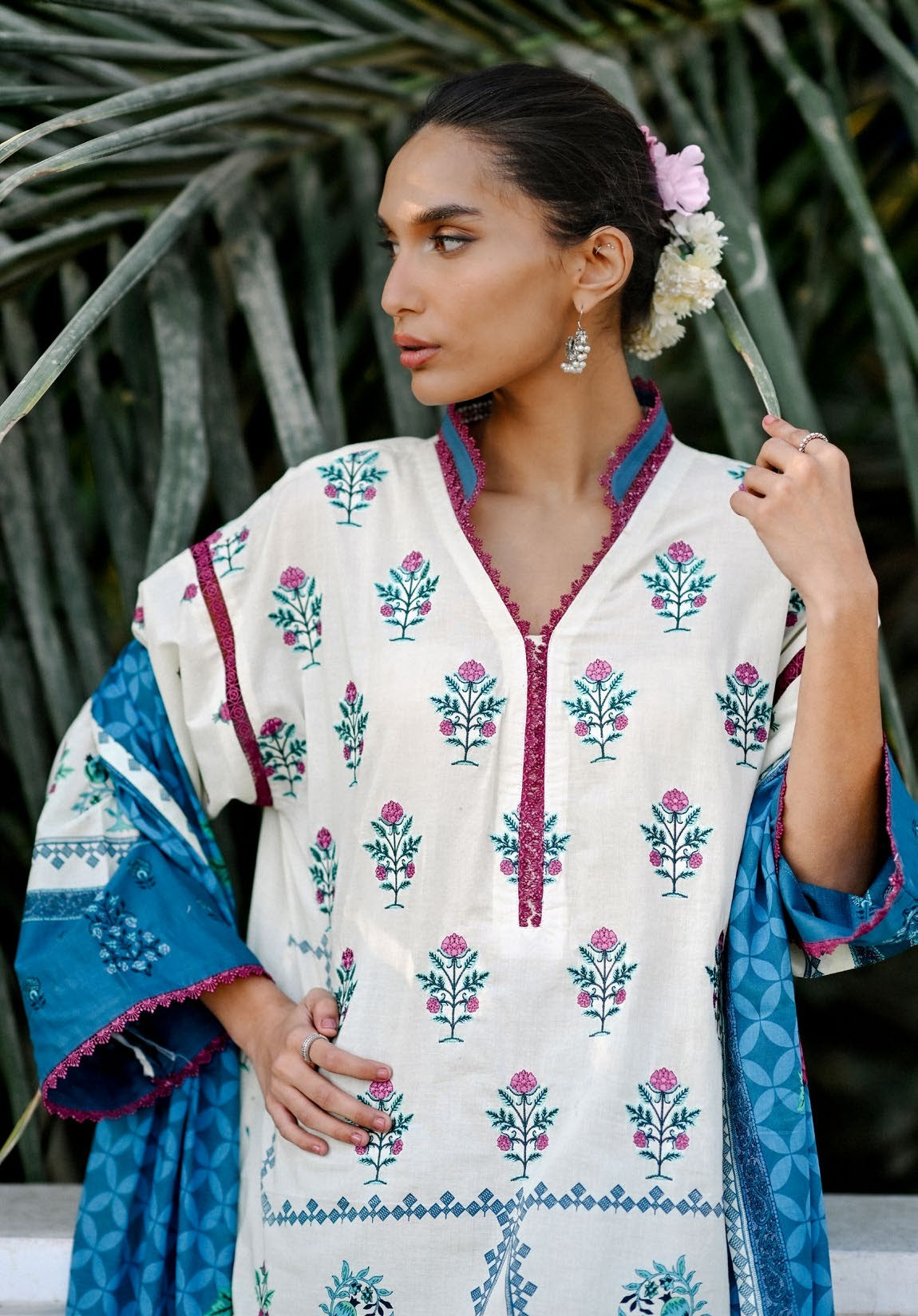 GulAhmed Modern Muse Embroidered Lawn Suit