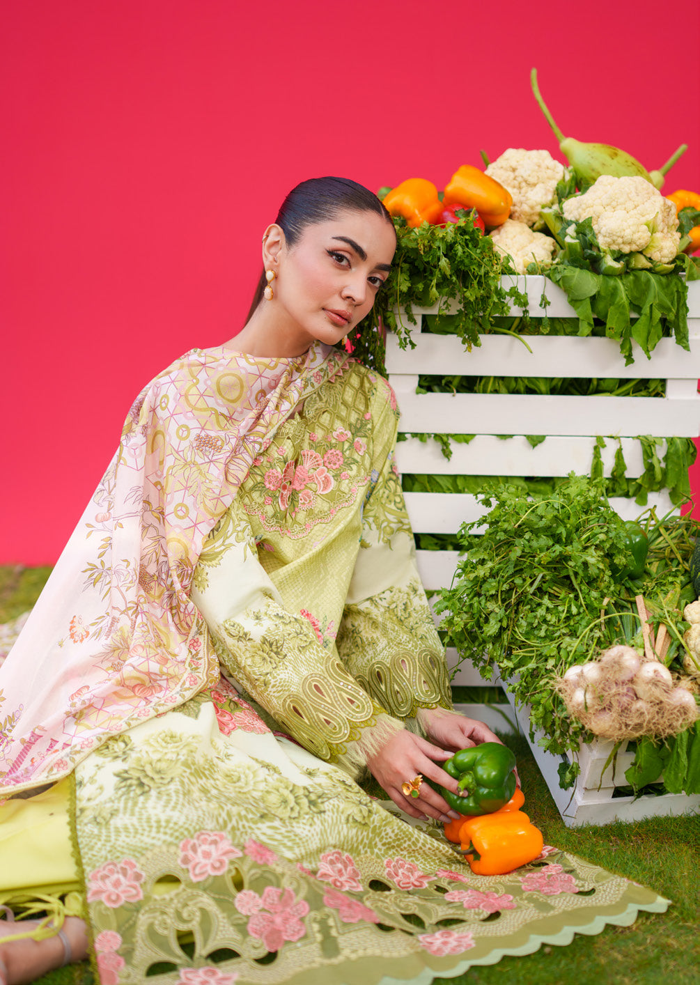 Parishay Azmir Printed Lawn 3 Piece Suit