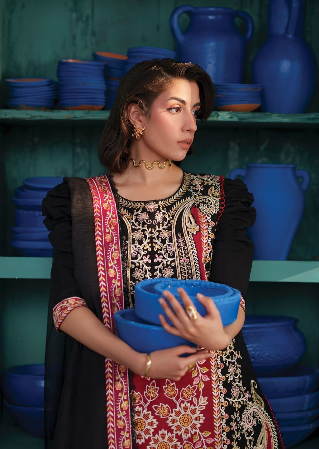 Nilofer Luxury Lawn 26  3 Piece Suit