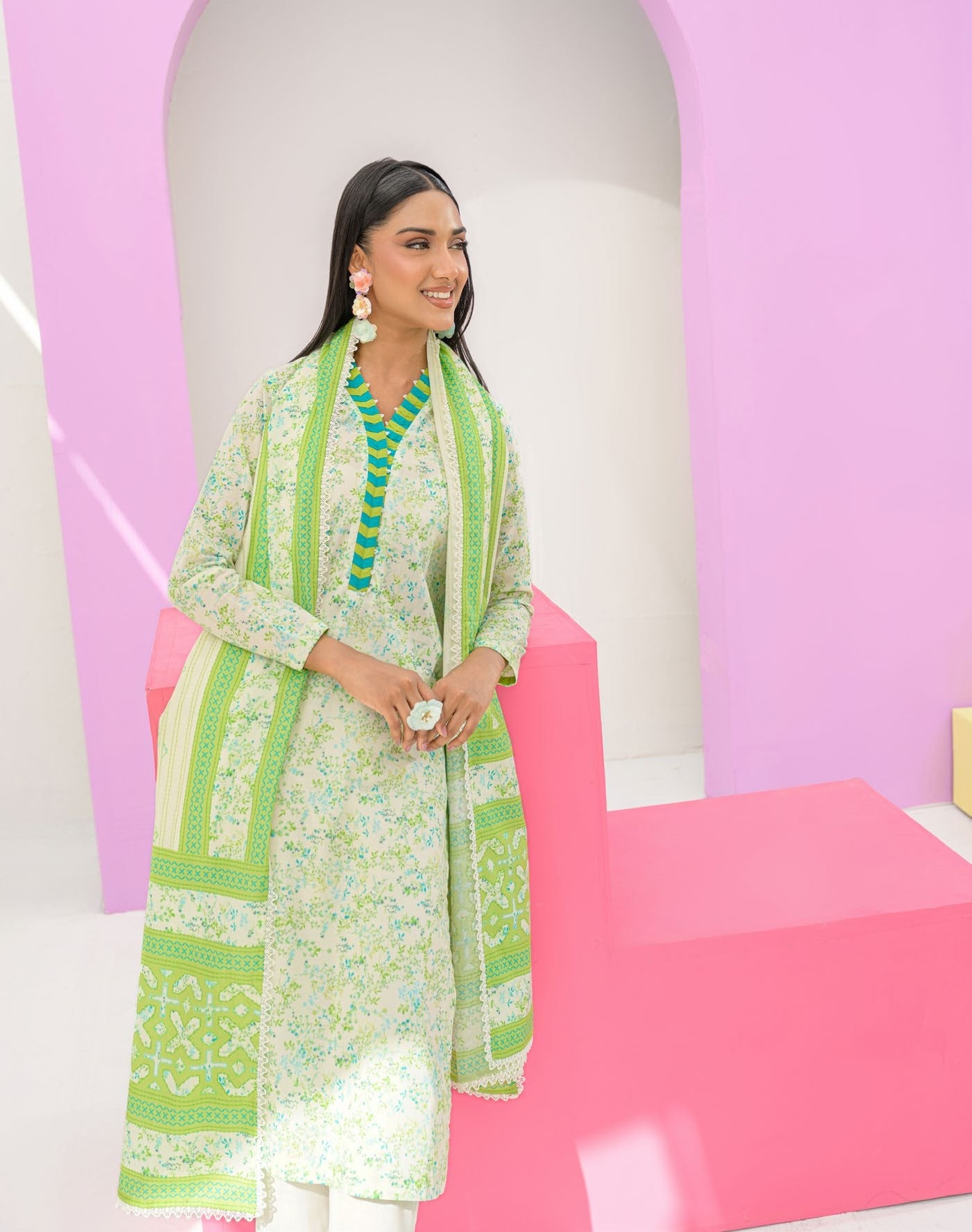 GulAhmed Soft Bloom Printed Lawn Suit