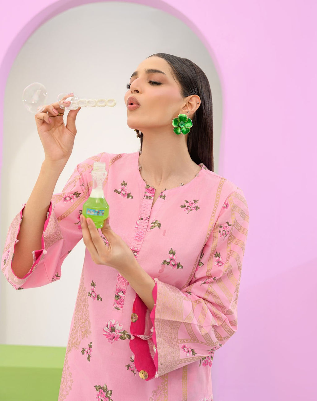 GulAhmed Soft Bloom 2 Piece Lawn Suit