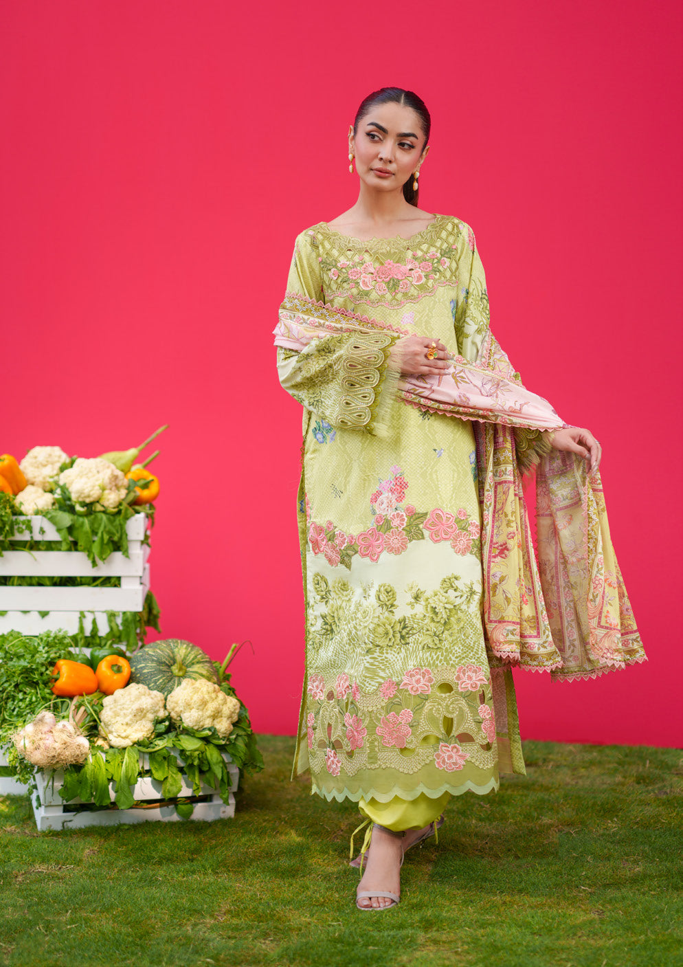 Parishay Azmir Printed Lawn 3 Piece Suit
