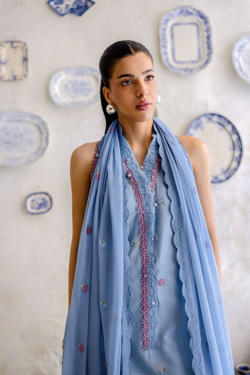 3-piece suit Fancy Embroidered│GulAhmed Lawn│Freesia