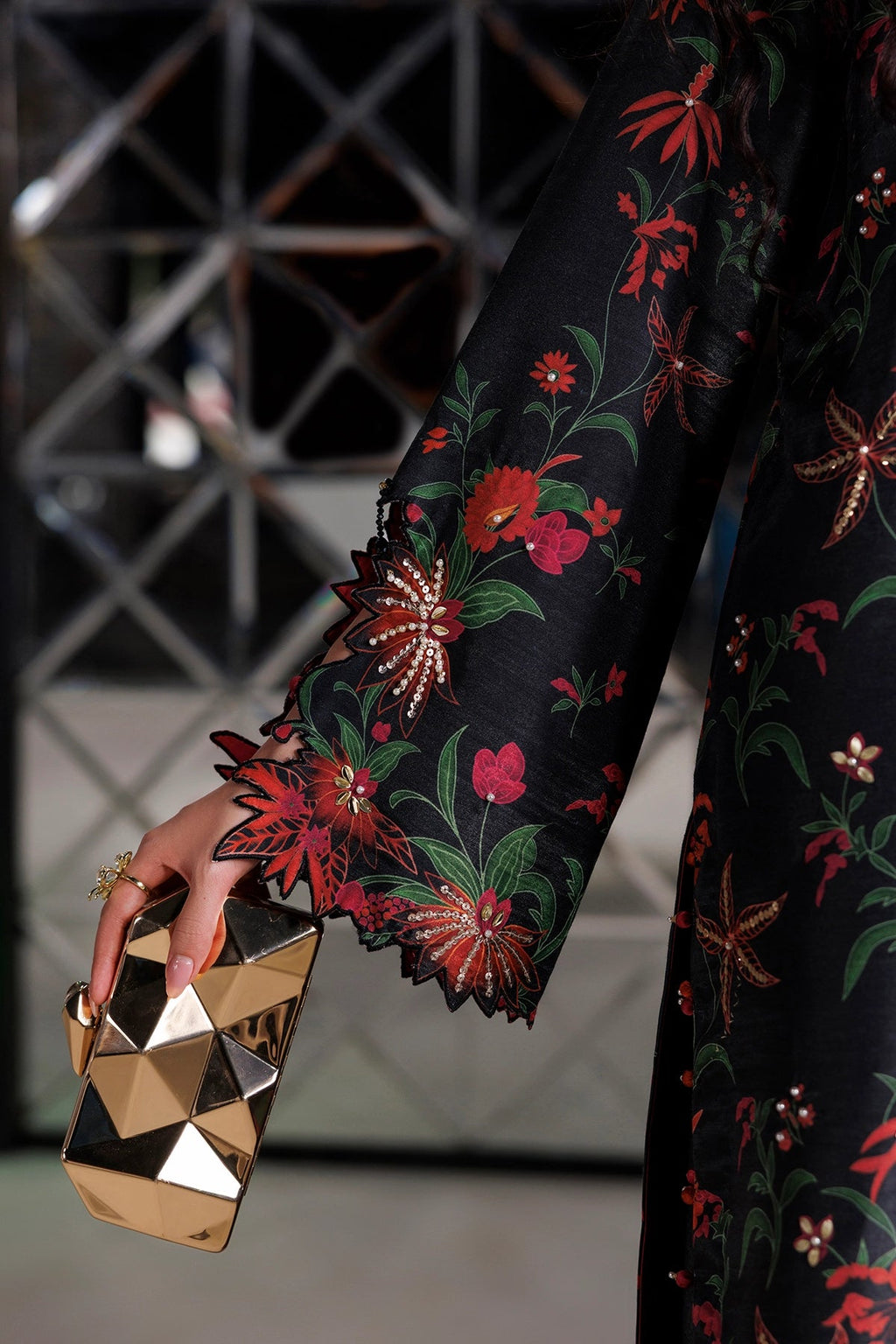 Tresor Luxe Silk 26 - Gallery Image 8