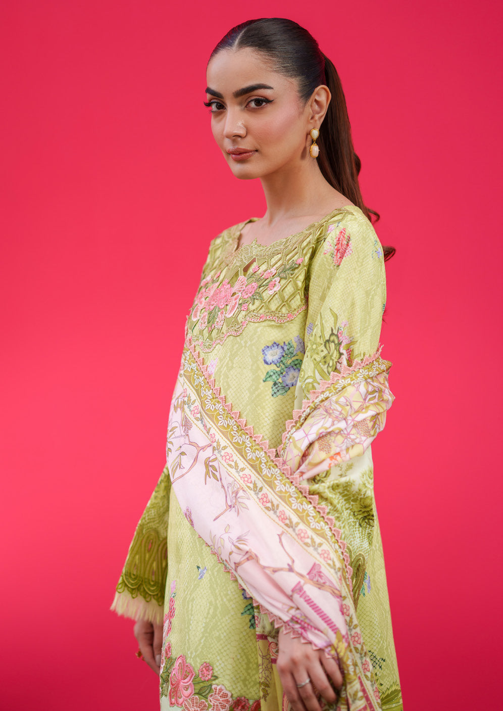 Parishay Azmir Printed Lawn 3 Piece Suit