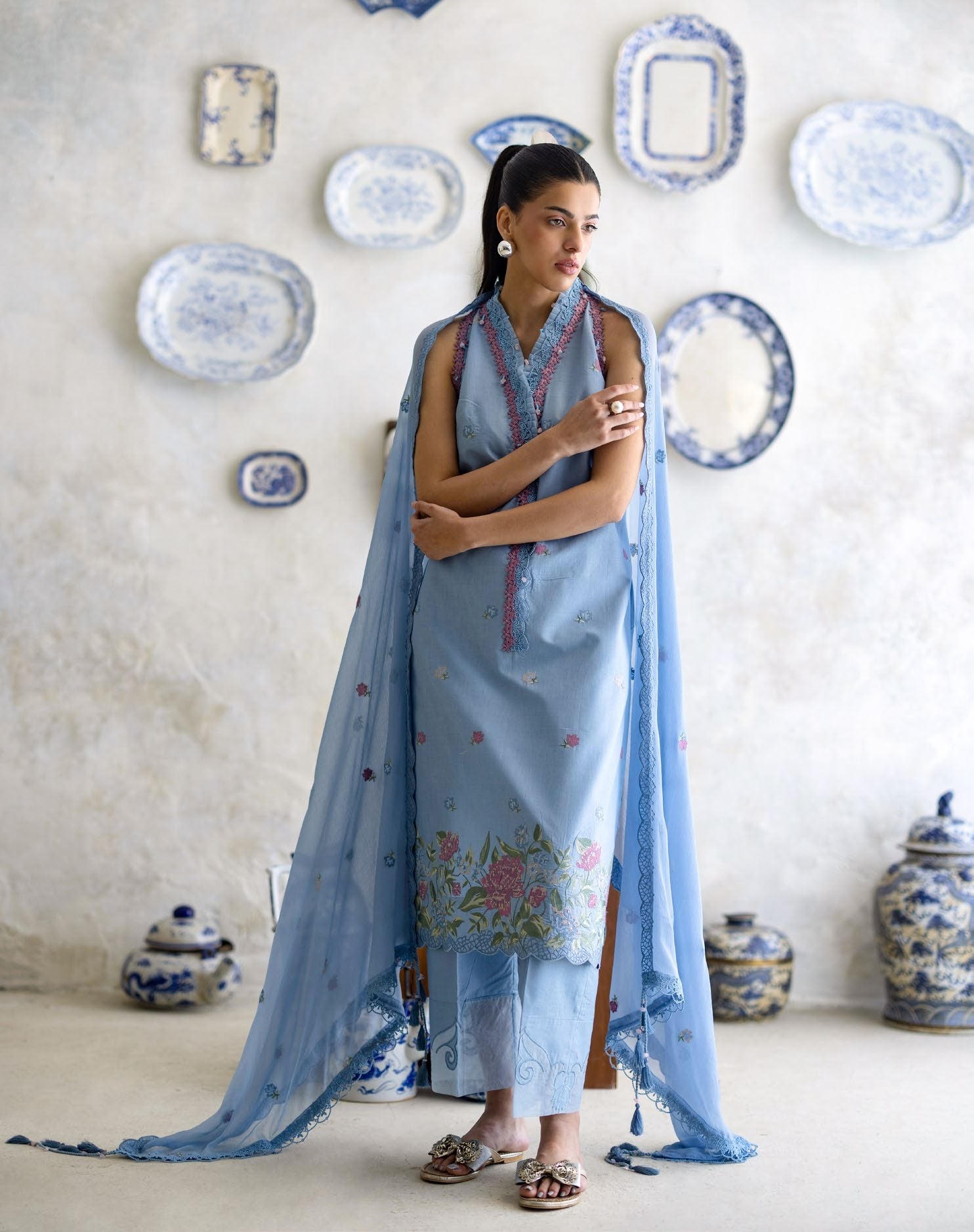 3-piece suit Fancy Embroidered│GulAhmed Lawn│Freesia