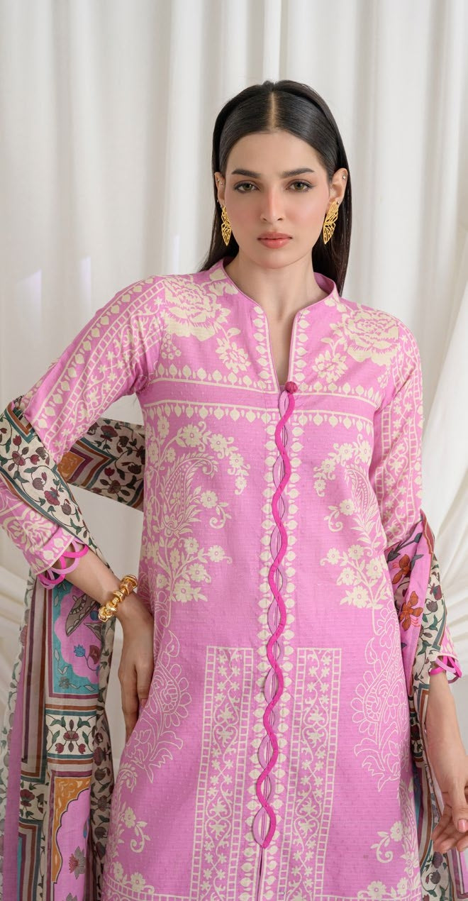 GulAhmed Luxe Petals Dobby Lawn Suit