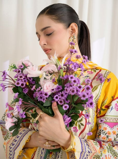 GulAhmed Flora Unfiltered Dobby Lawn Suit
