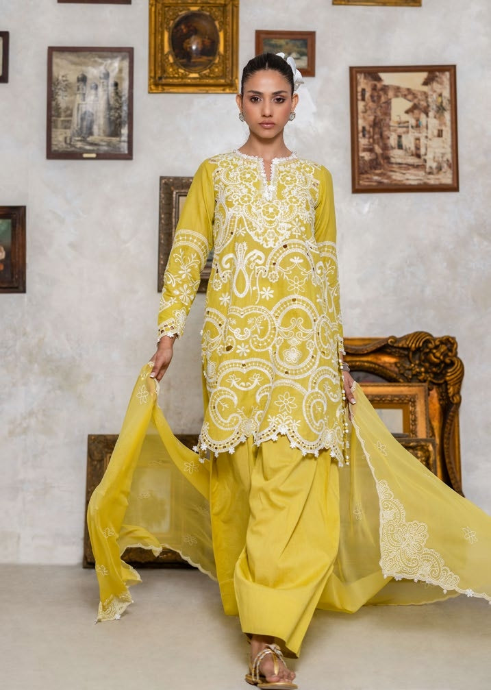3-piece suit Fancy Embroidered│GulAhmed Lawn│Freesia
