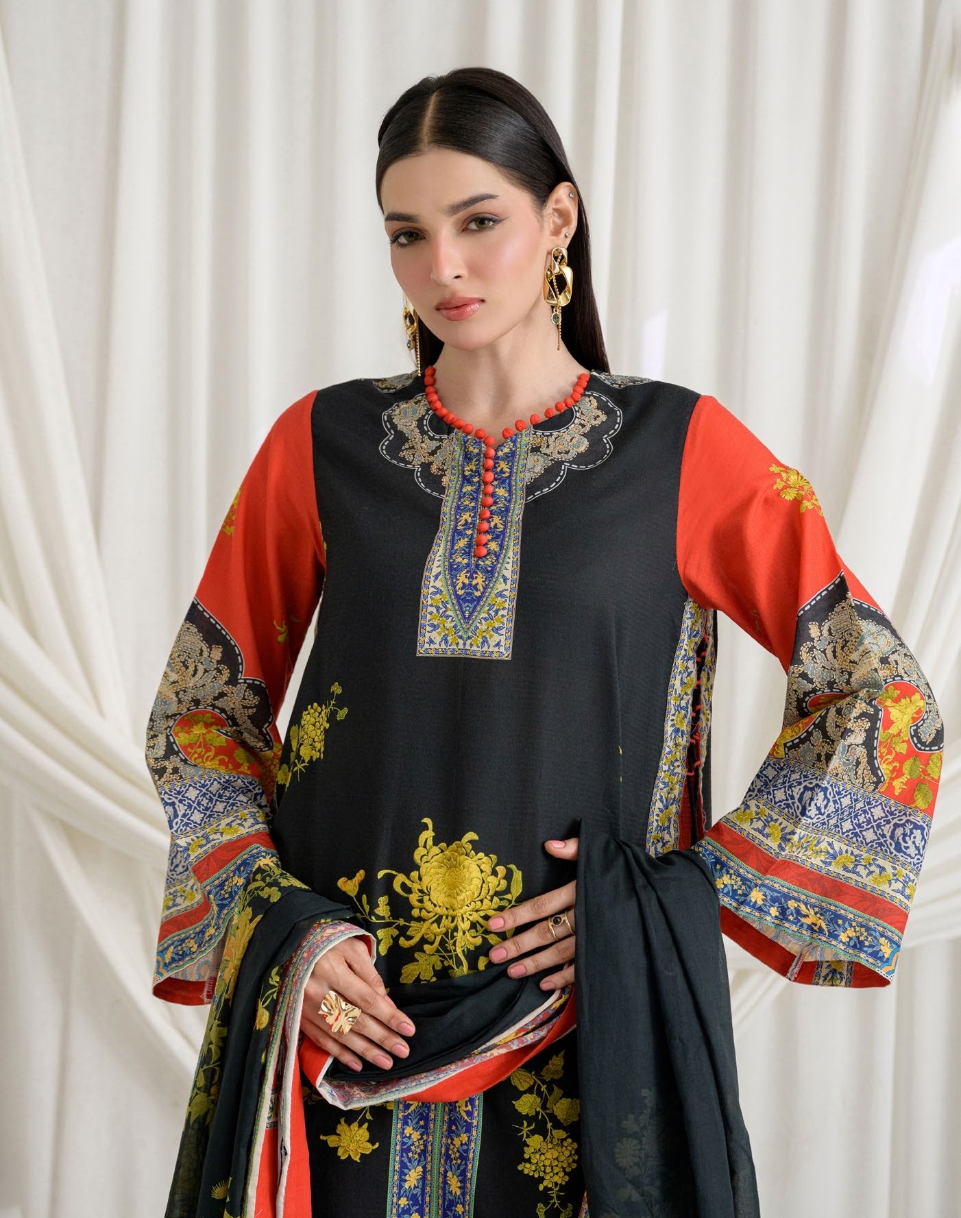 GulAhmed Elegant Drift Dobby Lawn Suit