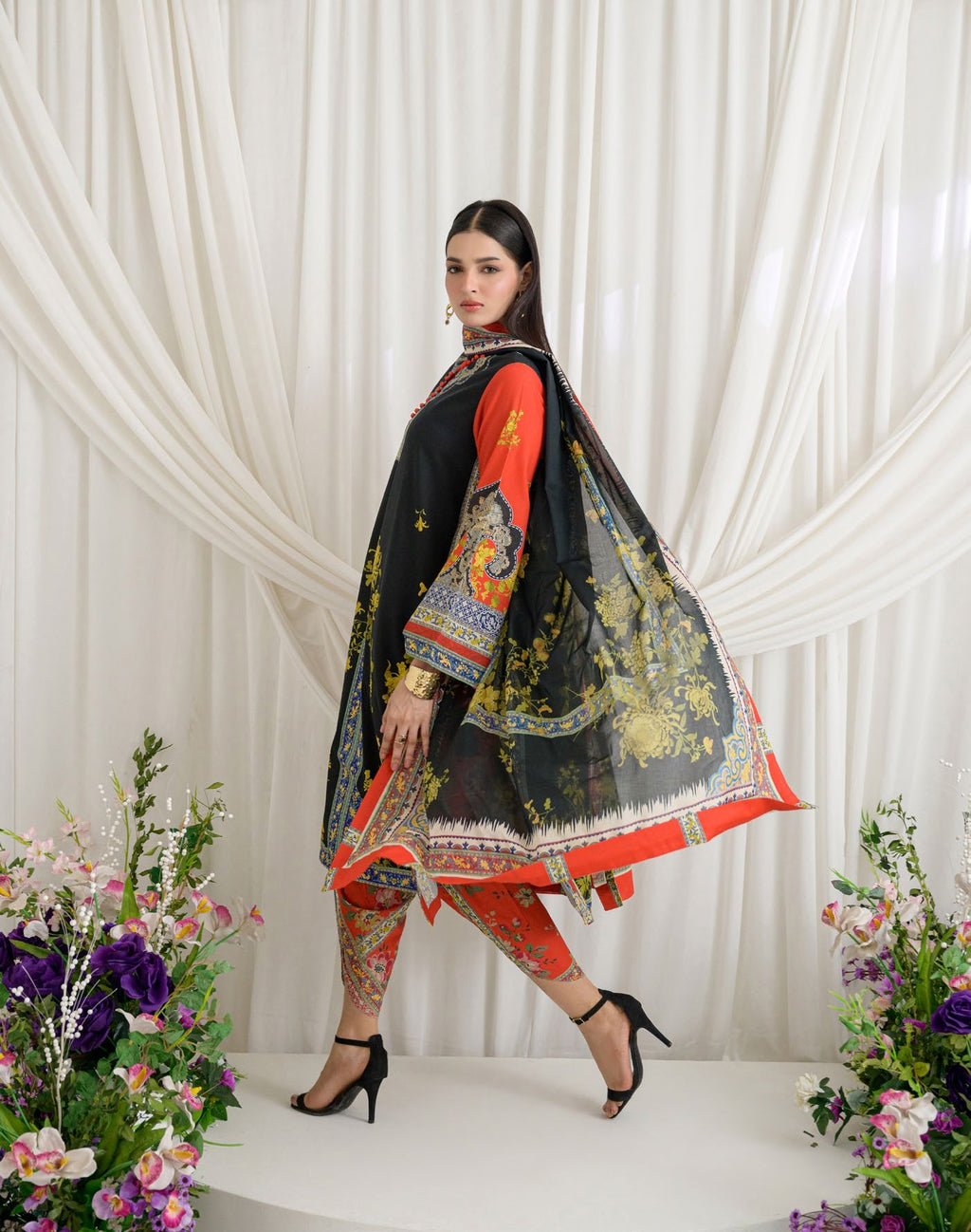 GulAhmed Elegant Drift Dobby Lawn Suit