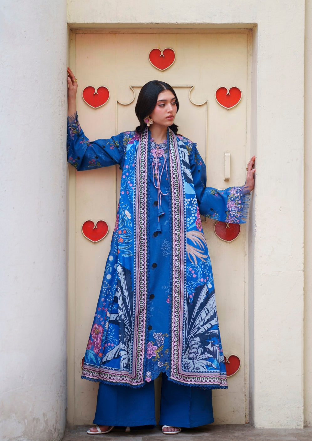 Parishay Azmir Printed Lawn 3 Piece Suit