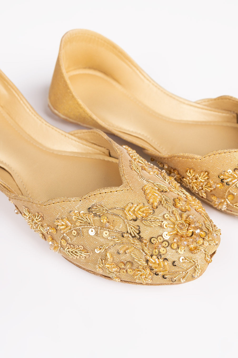 Women Golden Khussa