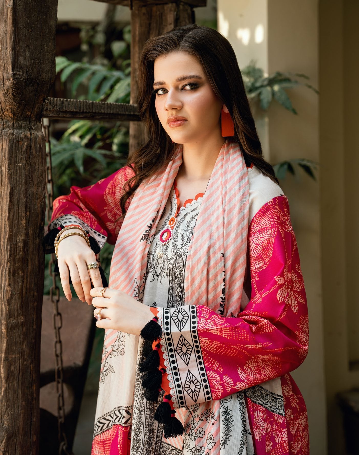 GulAhmed Ruby Allure Cross Hatch Lawn Suit