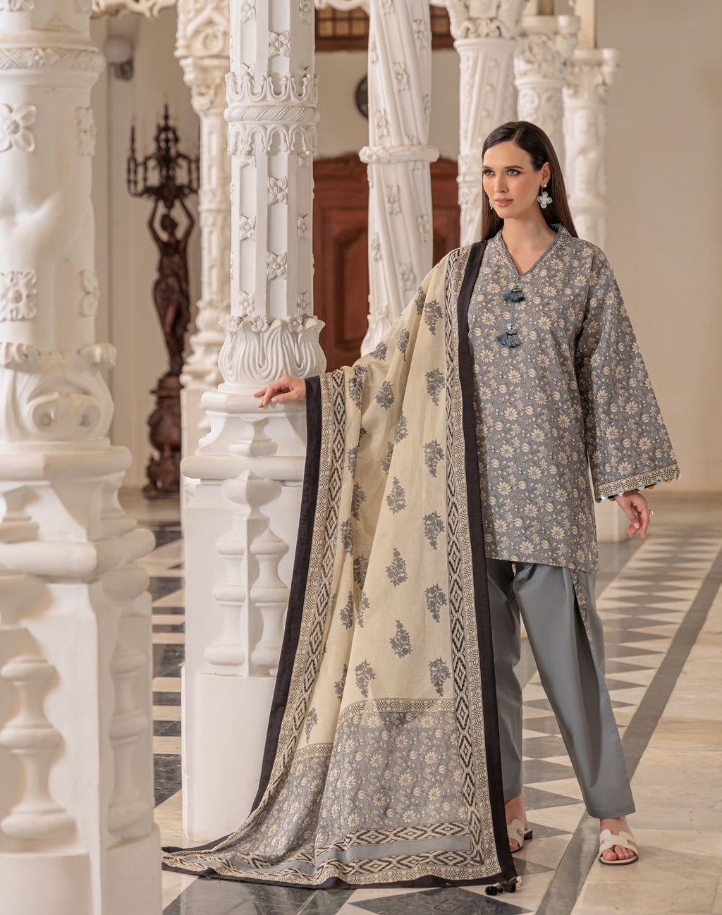 GulAhmed Elegant Drift Printed Lawn Suit