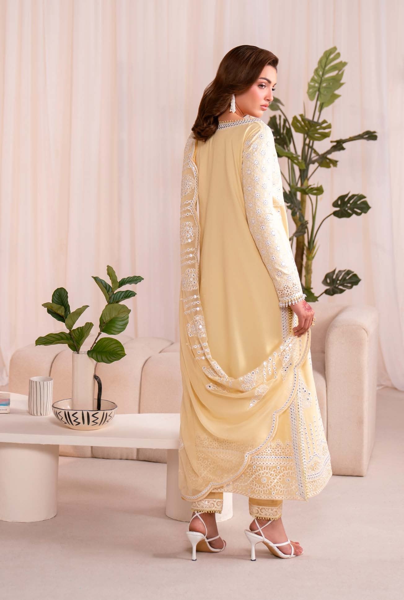 Maryum & Maria unstitched Lawn