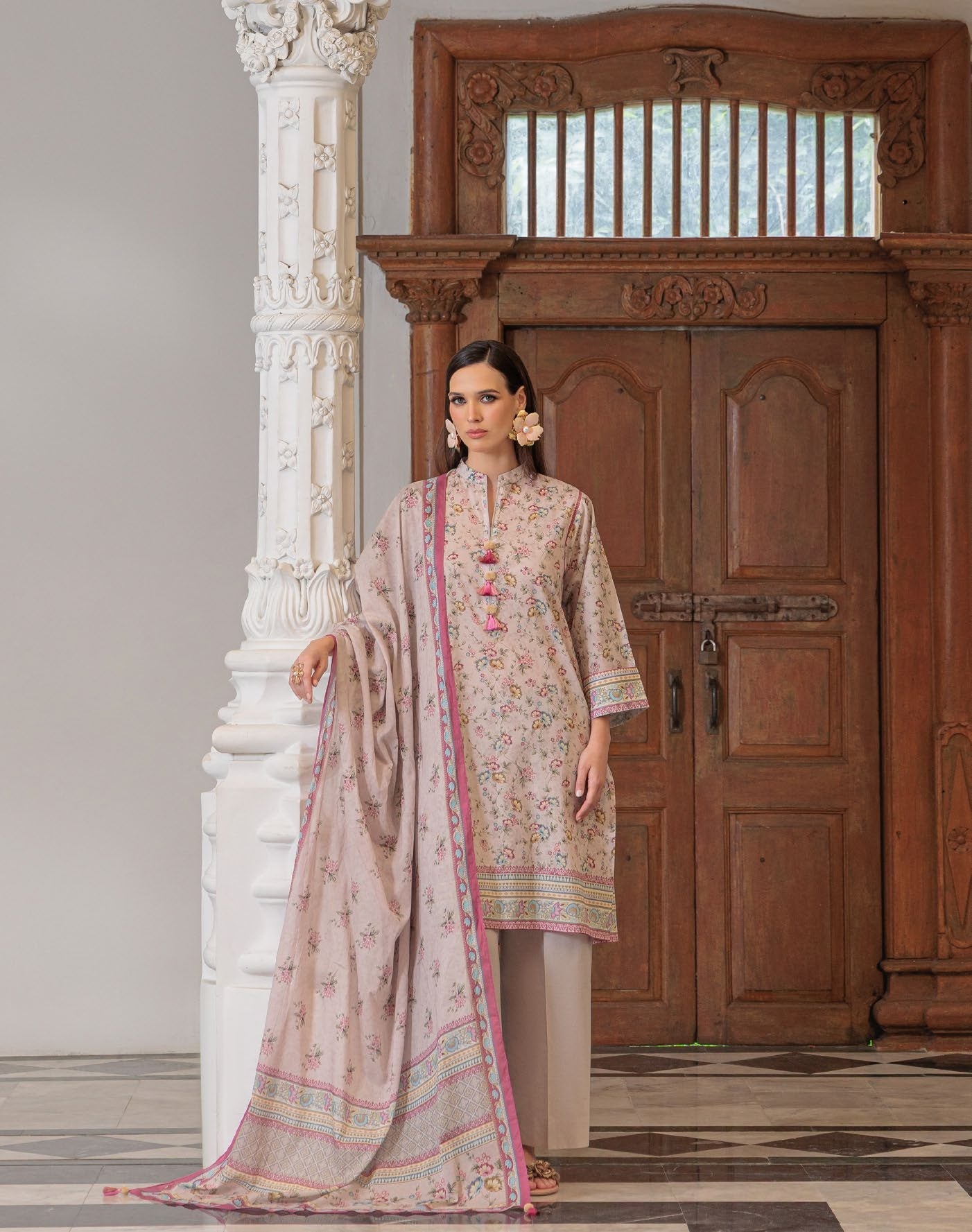 GulAhmed Graceful Hues Printed Lawn Suit
