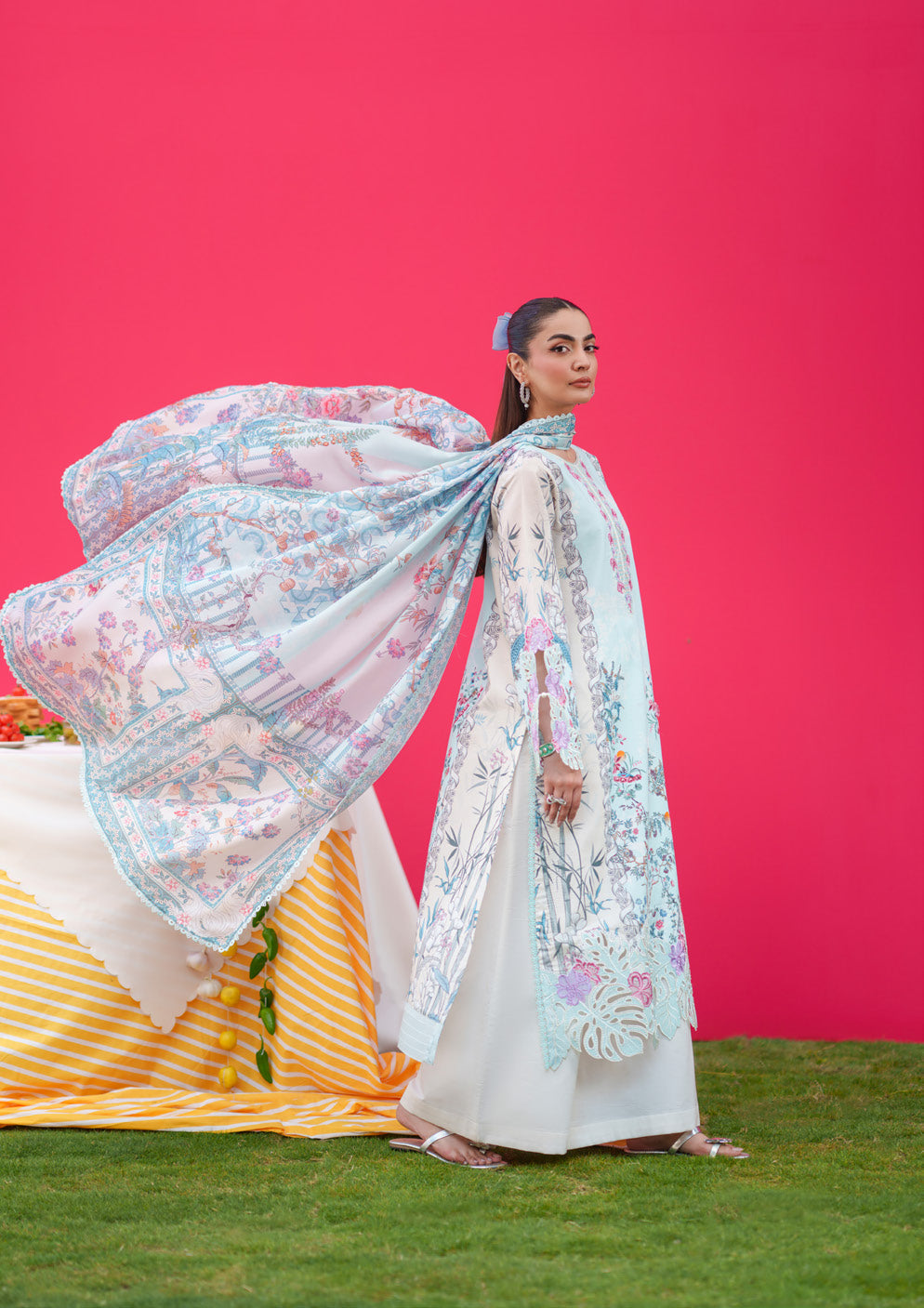Parishay Azmir Printed Lawn 3 Piece Suit