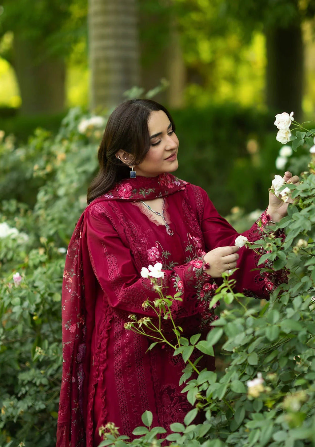 Elaf Luxury Lawn Vol II '26 – Falling Petals – Unstitched 3 Piece