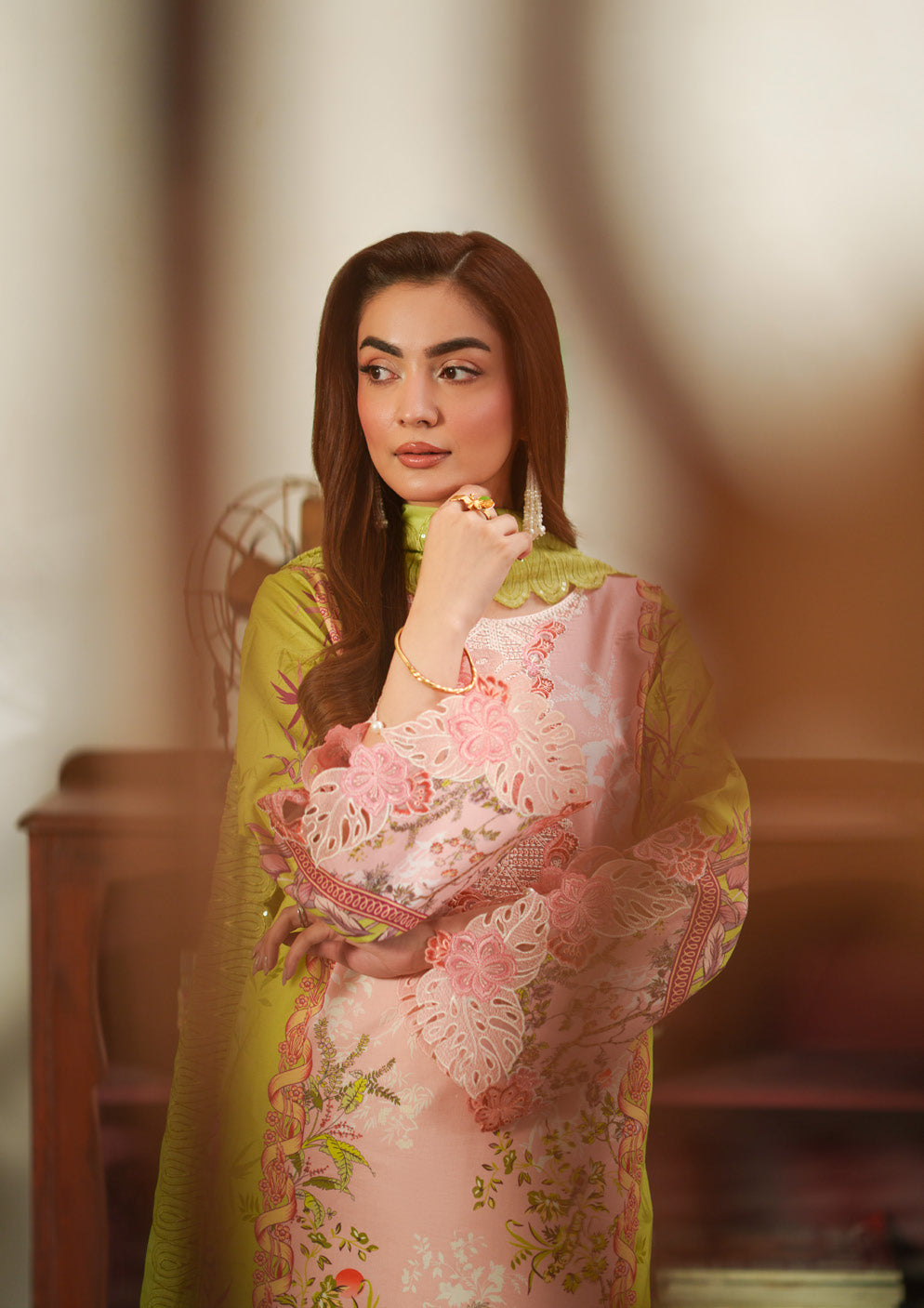 Parishay Azmir Printed Lawn 3 Piece Suit