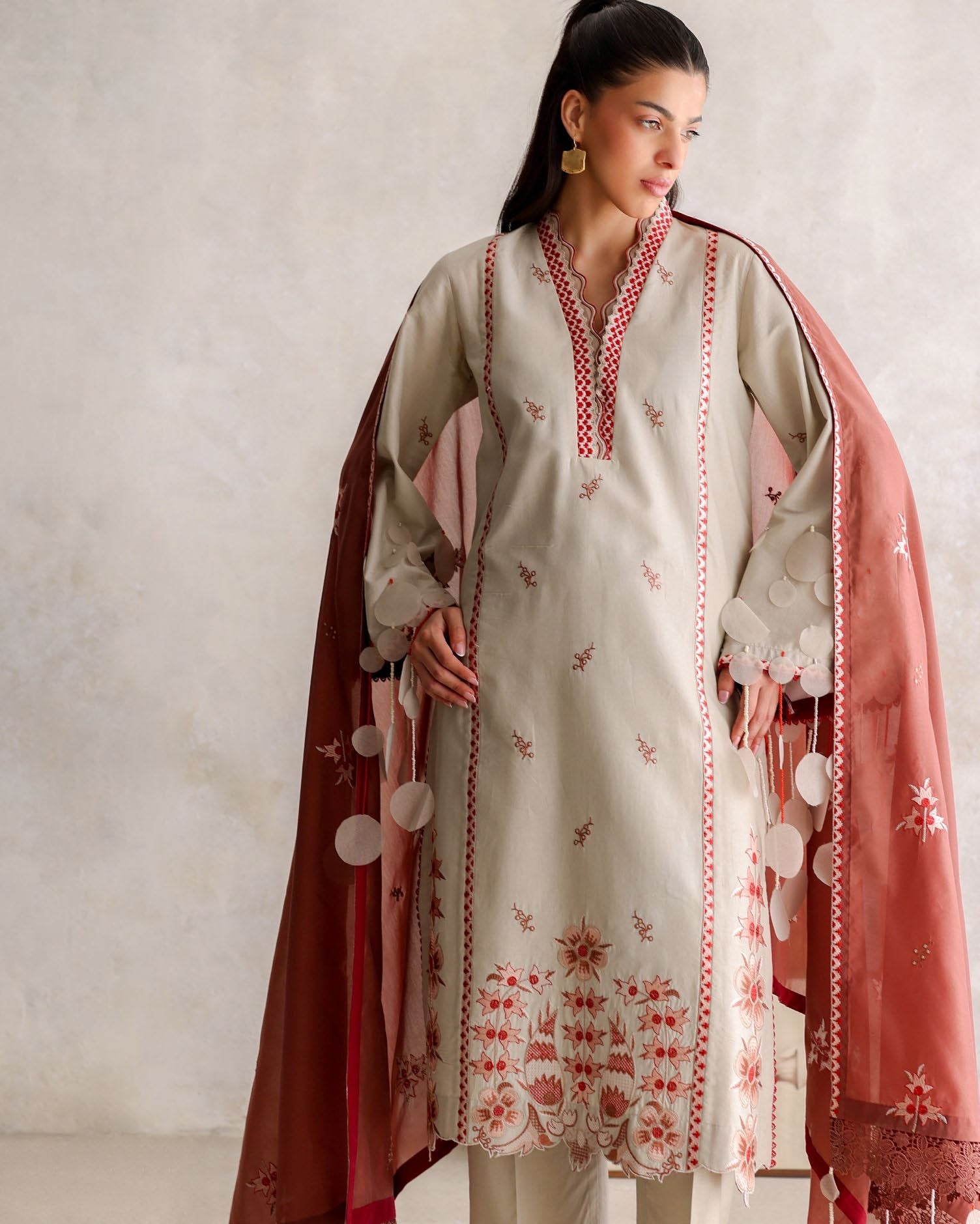 3-piece suit Fancy Embroidered│GulAhmed Lawn│Freesia