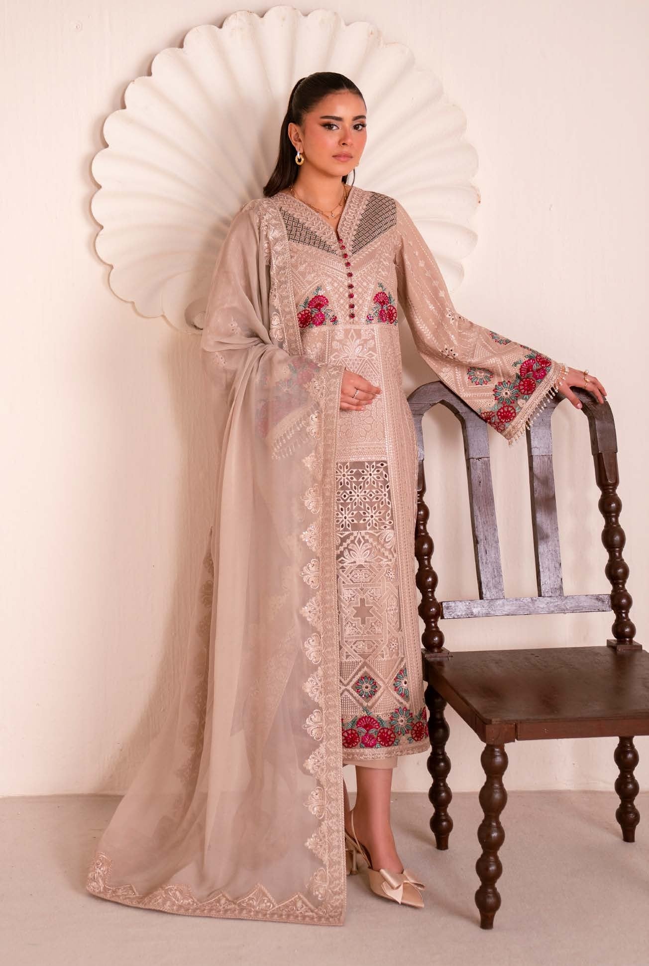 Maryum & Maria unstitched Lawn