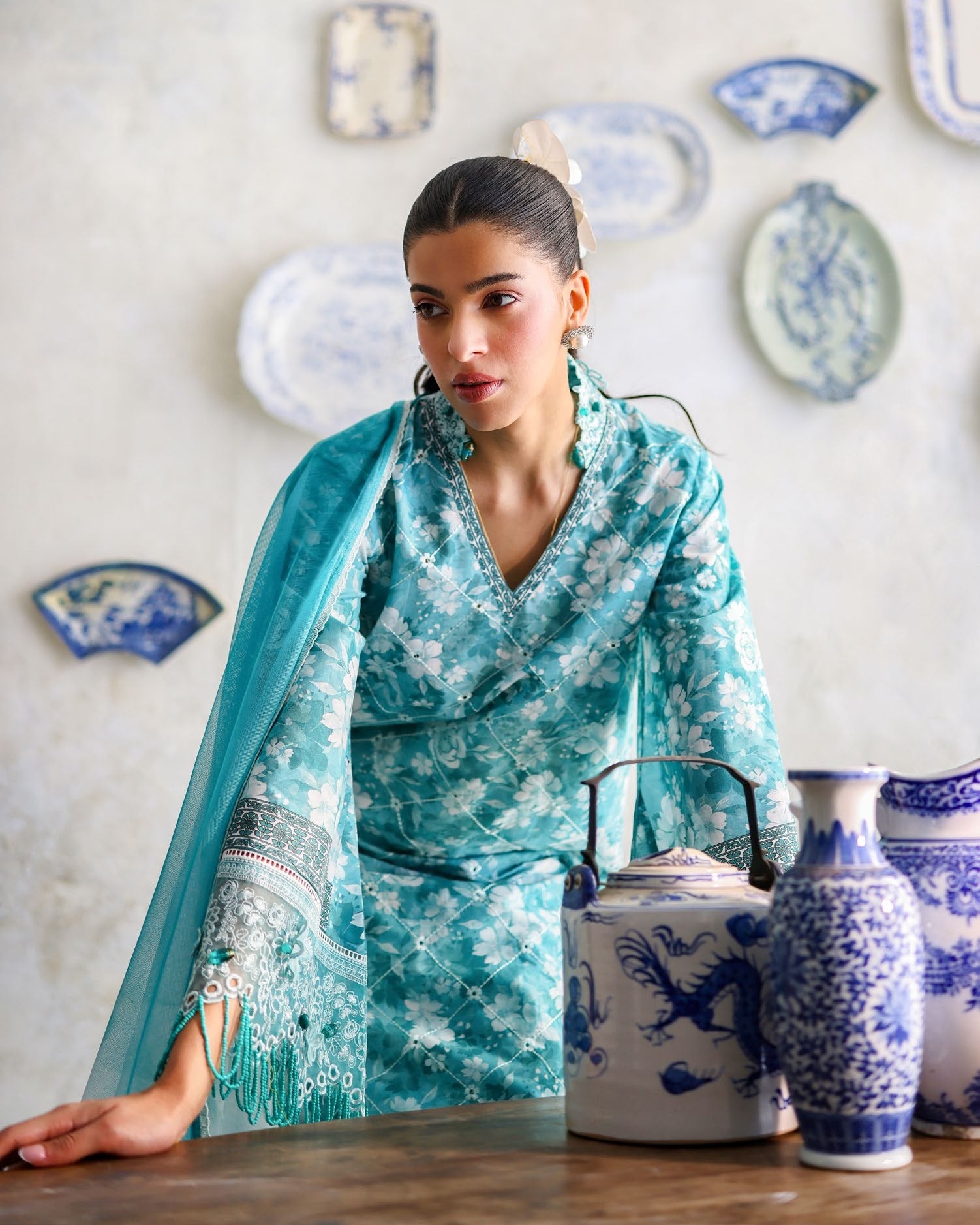 3-piece suit Fancy Embroidered│GulAhmed Lawn│Freesia