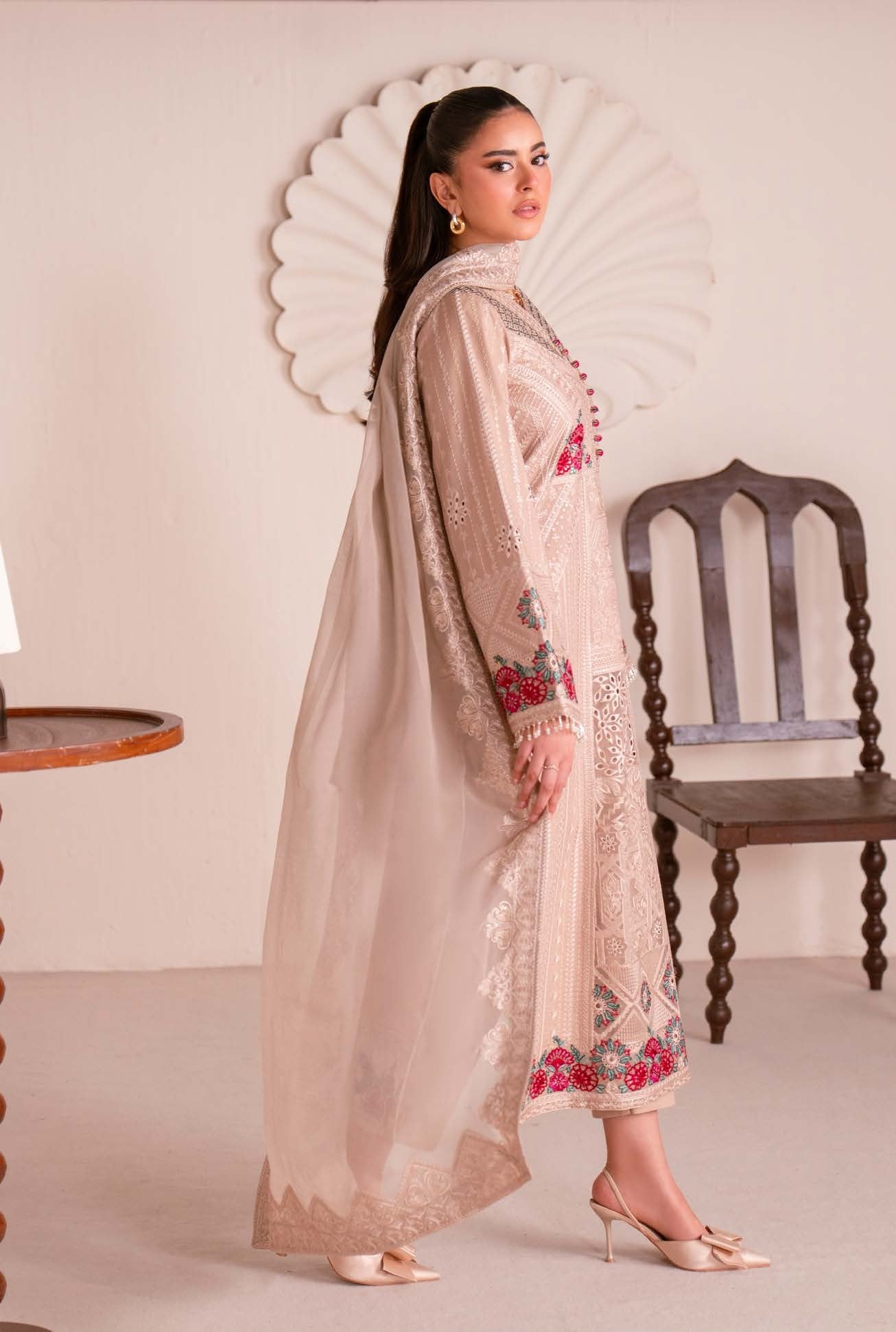 Maryum & Maria unstitched Lawn