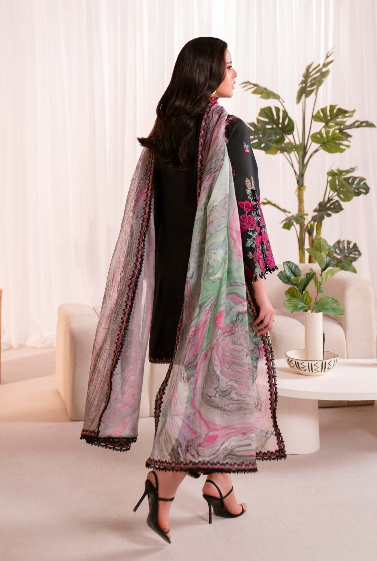Maryum & Maria unstitched Lawn