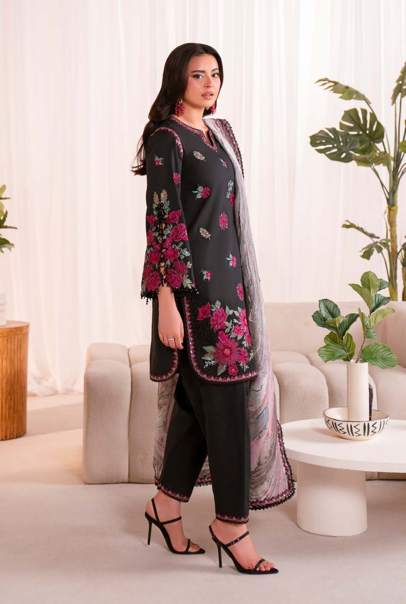 Maryum & Maria unstitched Lawn