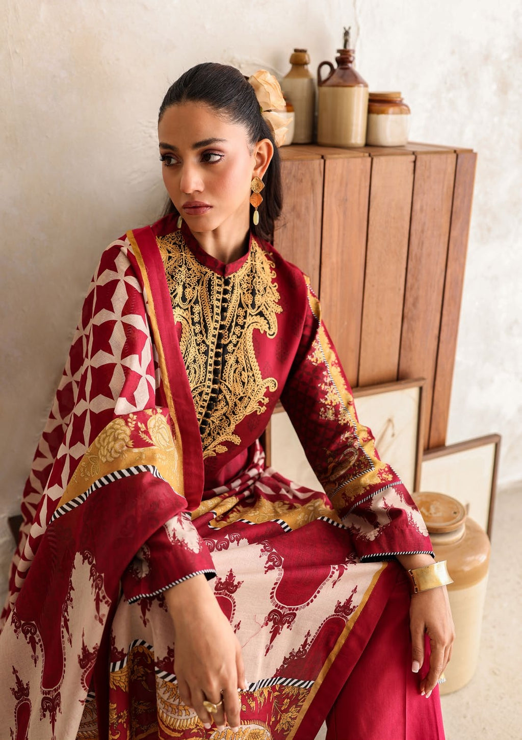 3-piece suit embroidered printed │GulAhmed Lawn│Freesia
