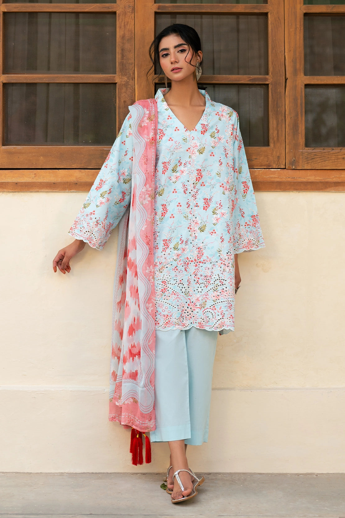 3 Piece - Premium Embroidered Lawn - 3728 - Unstitched image 2