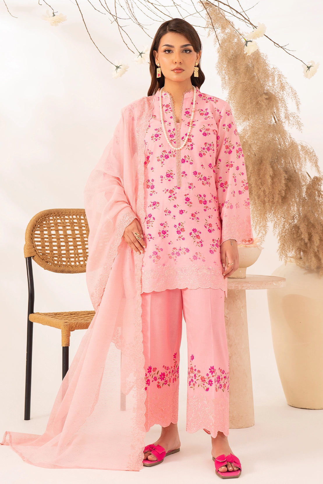 Rashid Tex Florin Premium Embroidered Lawn – 563 – Unstitched 3 Piece image 2
