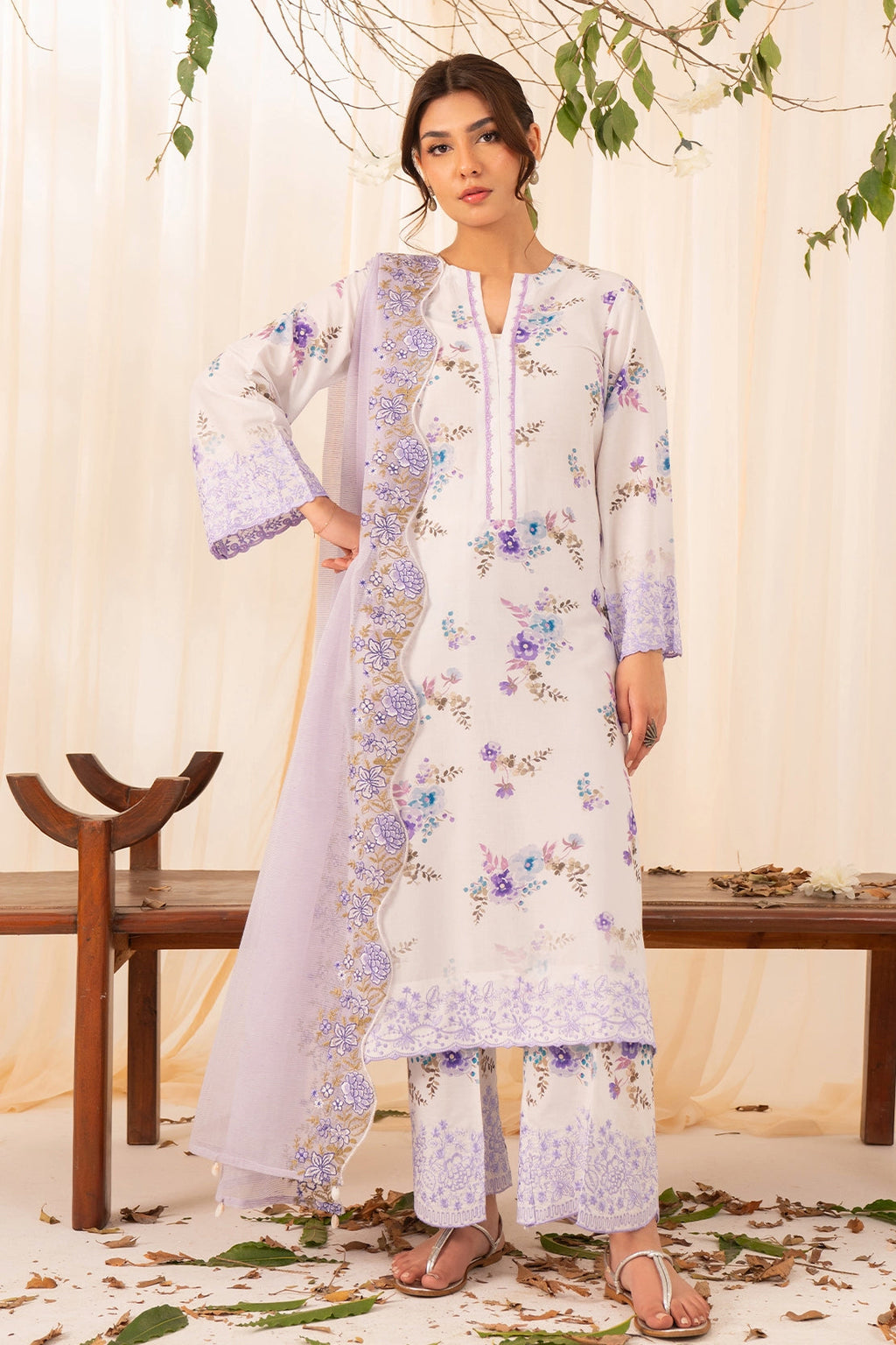 Rashid Tex Florin Premium Embroidered Lawn – 564 – Unstitched 3 Piece image 2