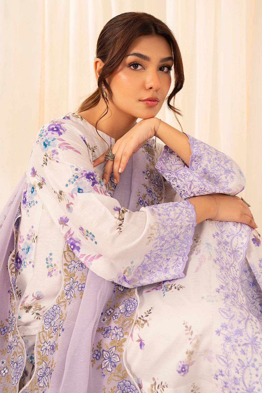 Rashid Tex Florin Premium Embroidered Lawn – 564 – Unstitched 3 Piece image 1