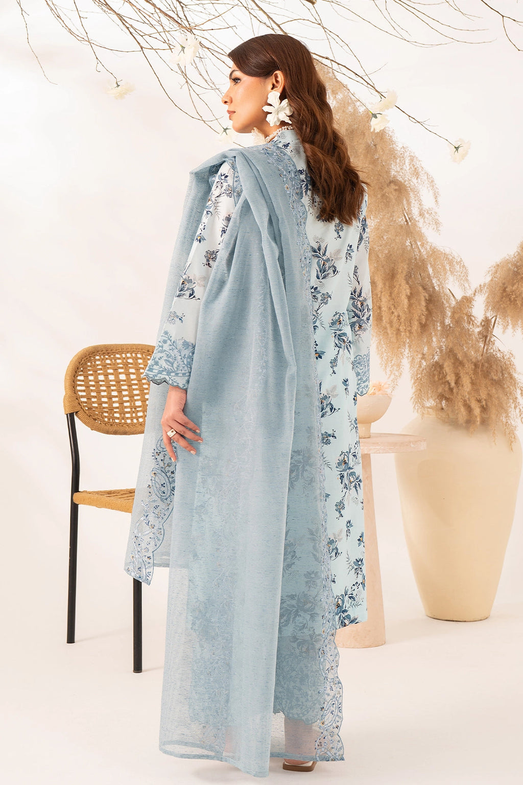 Rashid Tex Florin Premium Embroidered Lawn – 567 – Unstitched 3 Piece image 3