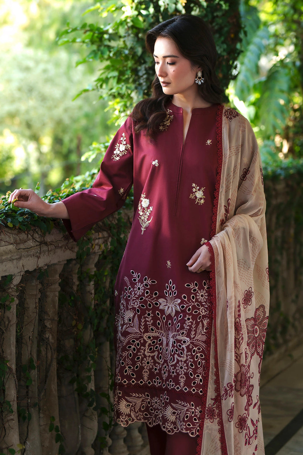 Rashid Tex Enara Garden Luxury Embroidered Lawn – 3701 – Unstitched 3 Piece